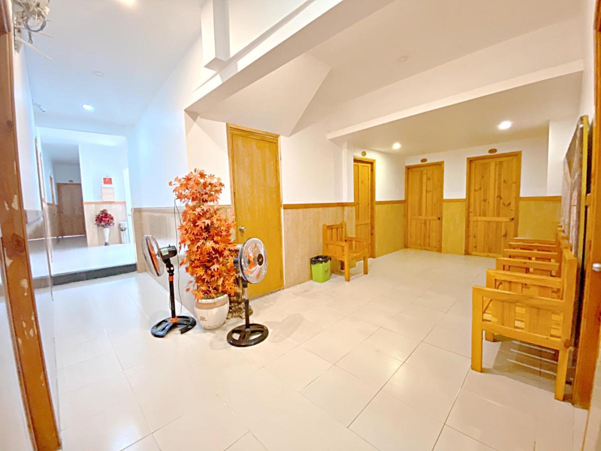 Hotel Minh Hang Phan Thiết Esterno foto